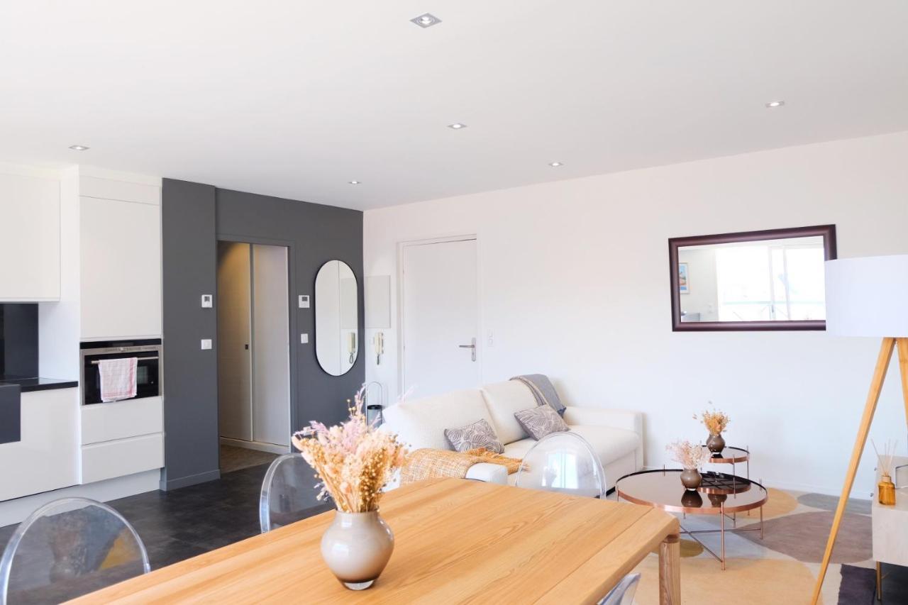 Magnifique Appartement, En Hyper Centre, Avec Terrasse Et Place De Parking بياريتز المظهر الخارجي الصورة