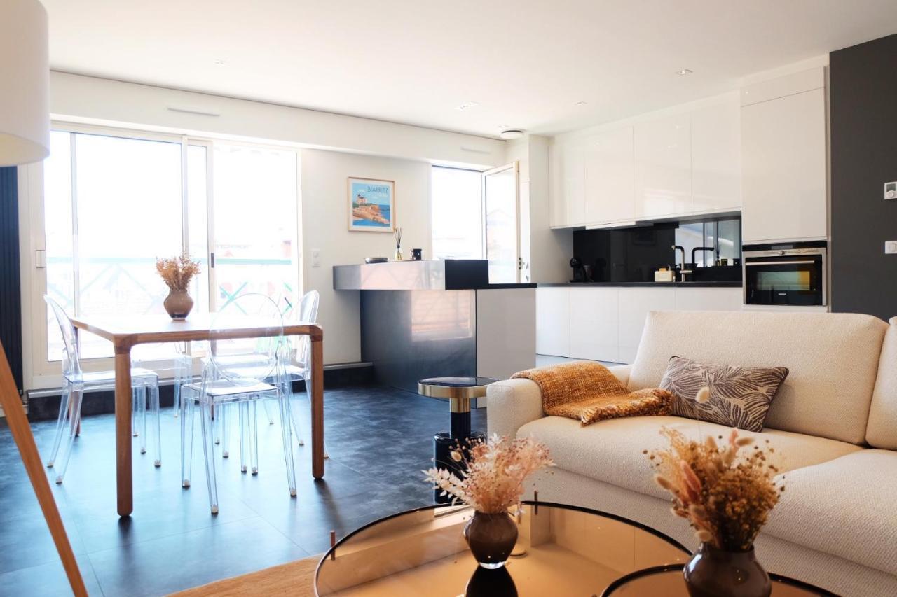 Magnifique Appartement, En Hyper Centre, Avec Terrasse Et Place De Parking بياريتز المظهر الخارجي الصورة